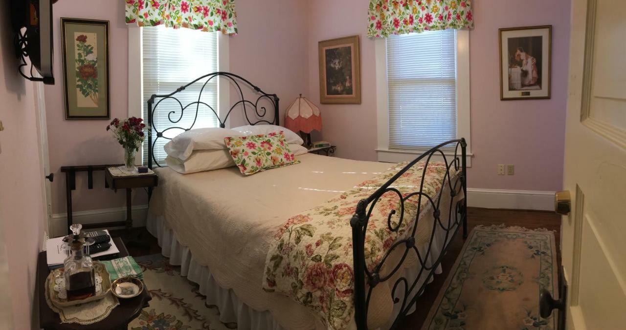 Manheim Manor Bed&Breakfast Exterior foto