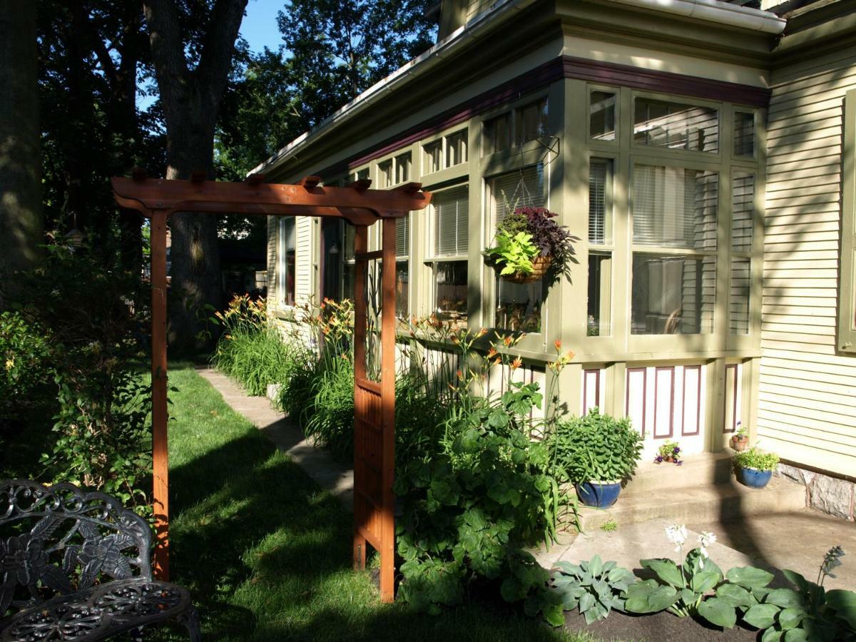 Manheim Manor Bed&Breakfast Exterior foto